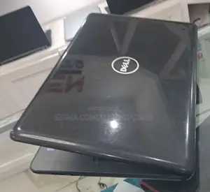 New Laptop Dell Inspiron 15 8GB Intel Core I7 SSD 512GB