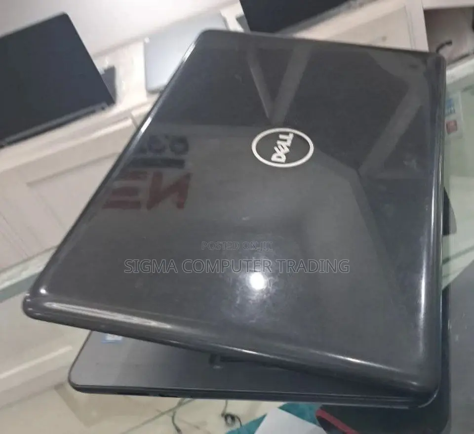 New Laptop Dell Inspiron 15 8GB Intel Core I7 SSD 512GB