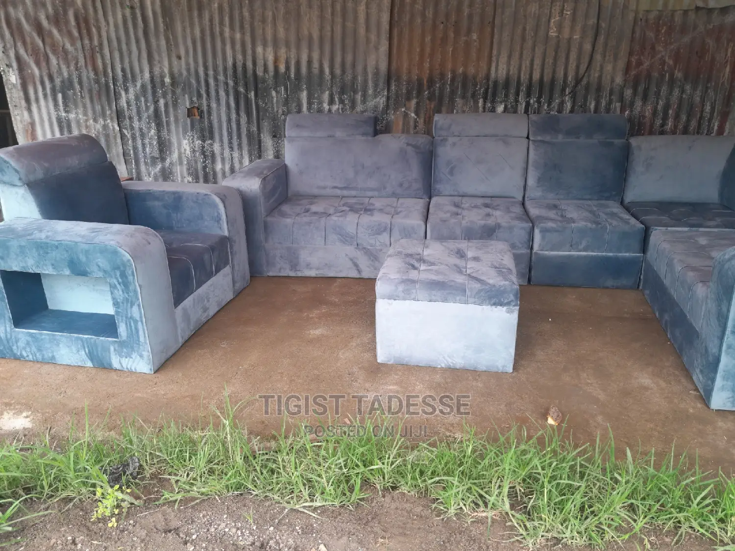 ሶፋ 8ሰዉ ሚያስቀምጥ