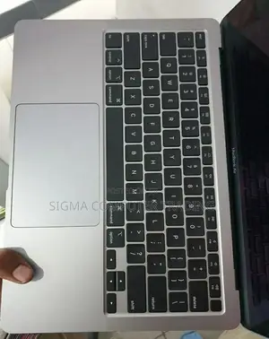 New Laptop Apple MacBook Air 2018 8GB Intel Core I5 SSD 256GB