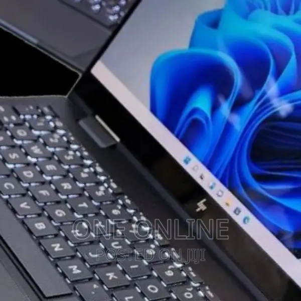 New Laptop HP Envy Spectre XT 13 16GB Intel Core I7 SSD 1T