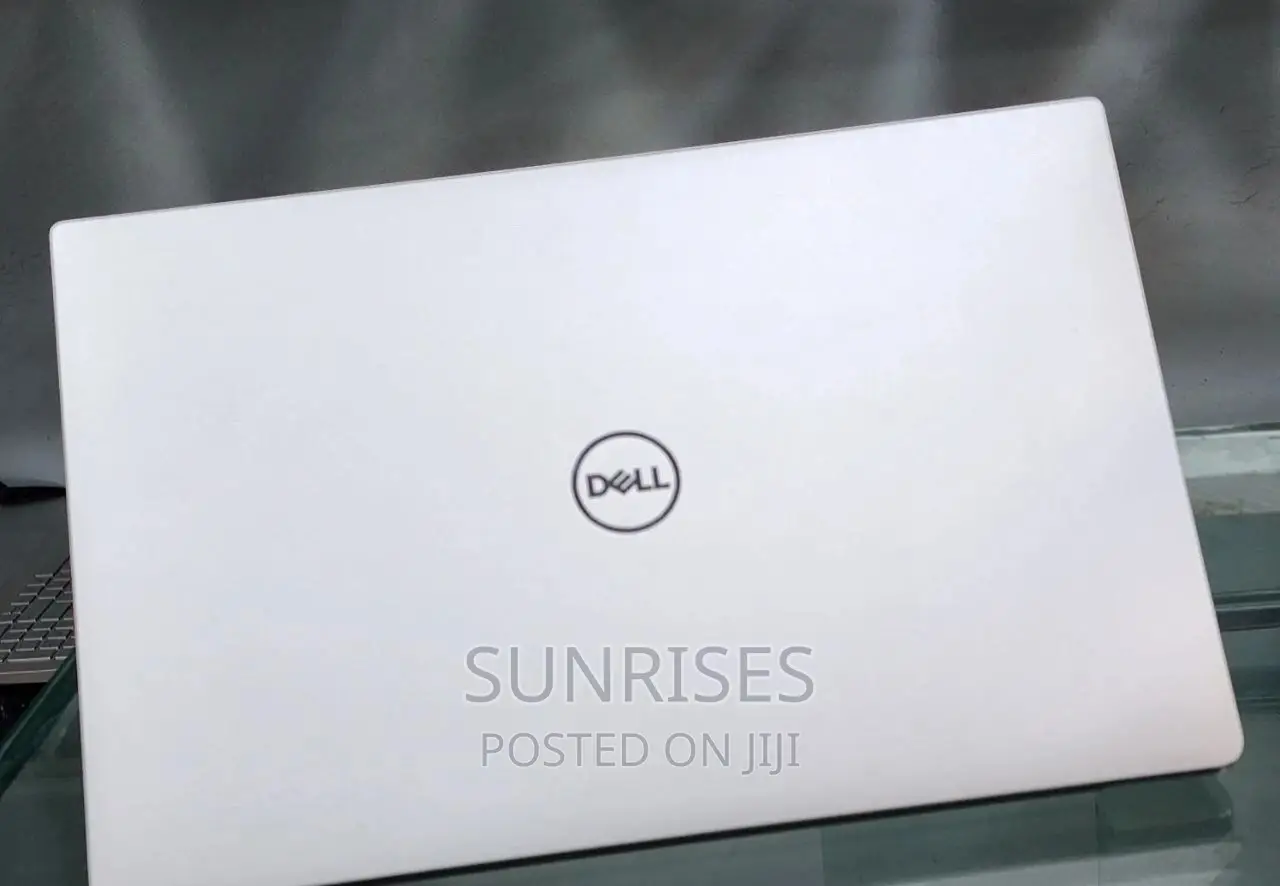 New Laptop Dell XPS 15 8GB Intel Core I5 SSD 512GB