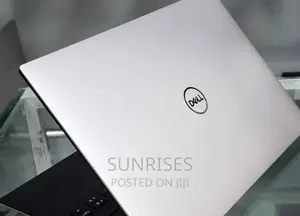 New Laptop Dell XPS 15 8GB Intel Core I5 SSD 512GB