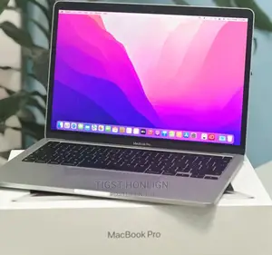 New Laptop Apple MacBook Pro 2022 M2 8GB Apple M2 SSD 256GB