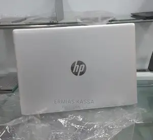 New Laptop HP EliteBook 840 8GB Intel Core I7 SSD 256GB