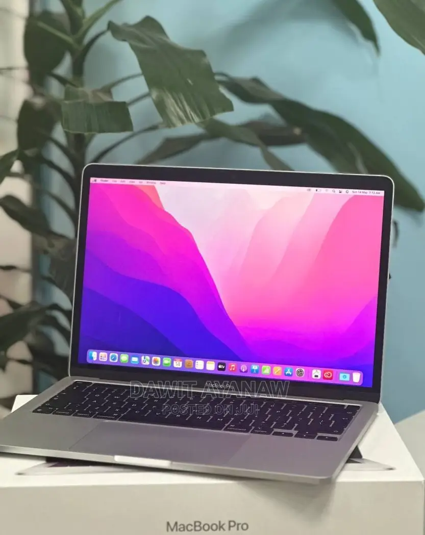 New Laptop Apple MacBook Pro 2023 M2 8GB Apple M2 SSD 256GB