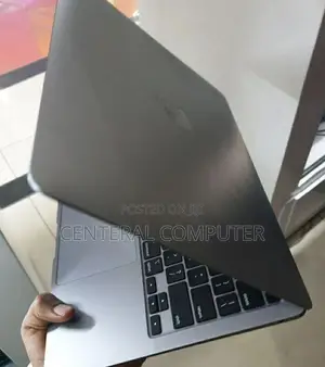 Photo - New Laptop Apple MacBook 2018 8GB Intel Core I5 SSD 256GB