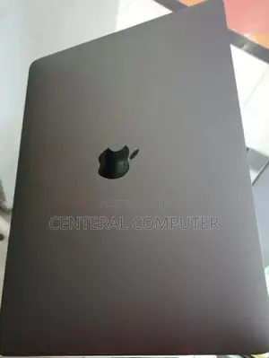 New Laptop Apple MacBook 2018 8GB Intel Core I5 SSD 256GB