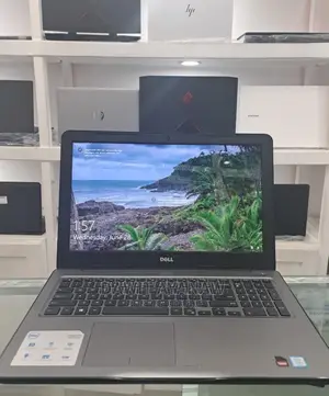 Photo - New Laptop Dell Inspiron 15 5567 8GB Intel Core I7 SSD 512GB
