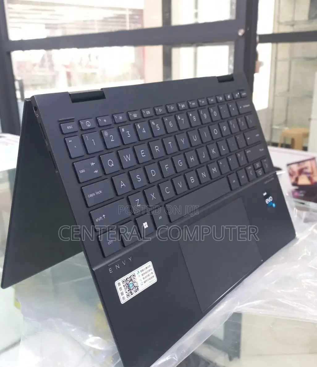 New Laptop HP Envy X360 16GB Intel Core I7 SSD 1T