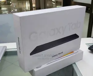 Photo - New Samsung Galaxy Tab A8 10.5 2021 32 GB Silver