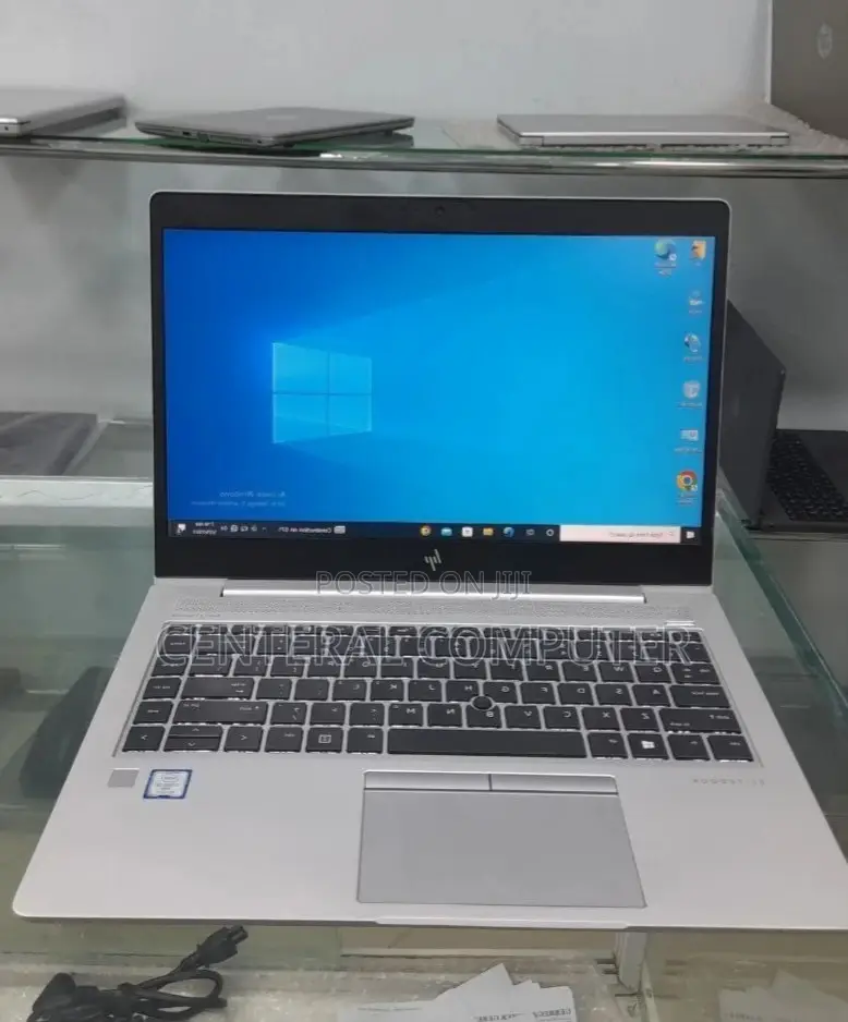 New Laptop HP EliteBook 830 8GB Intel Core I5 SSD 512GB