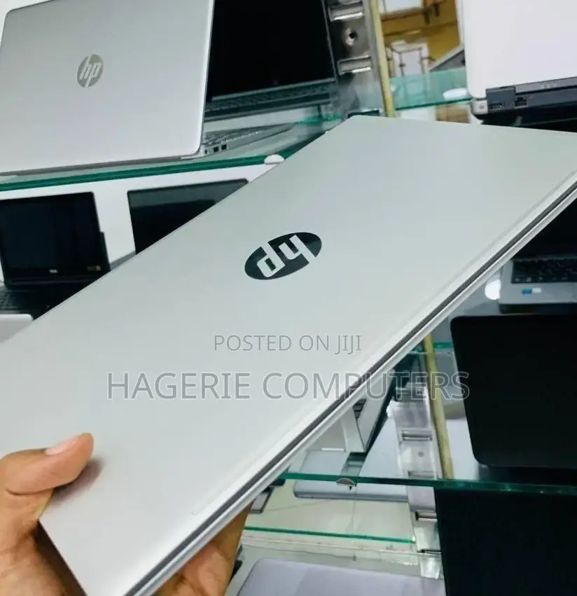 New Laptop HP Pavilion 11 12GB Intel Core I5 SSD 512GB