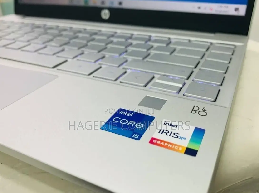 New Laptop HP Pavilion 11 12GB Intel Core I5 SSD 512GB