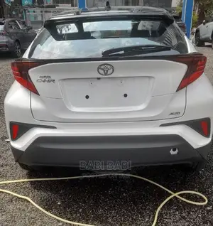 Photo - New Toyota C-HR 2021 White