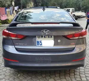 Hyundai Avante 2017 Gray