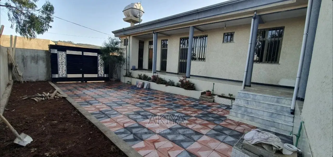 Furnished 4bdrm House in House, Oromia-Finfinne for sale