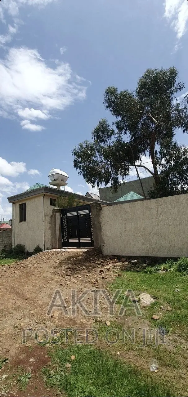 Furnished 4bdrm House in House, Oromia-Finfinne for sale