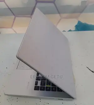 New Laptop Asus Vivobook E410M 4GB Intel Pentium SSD 128GB