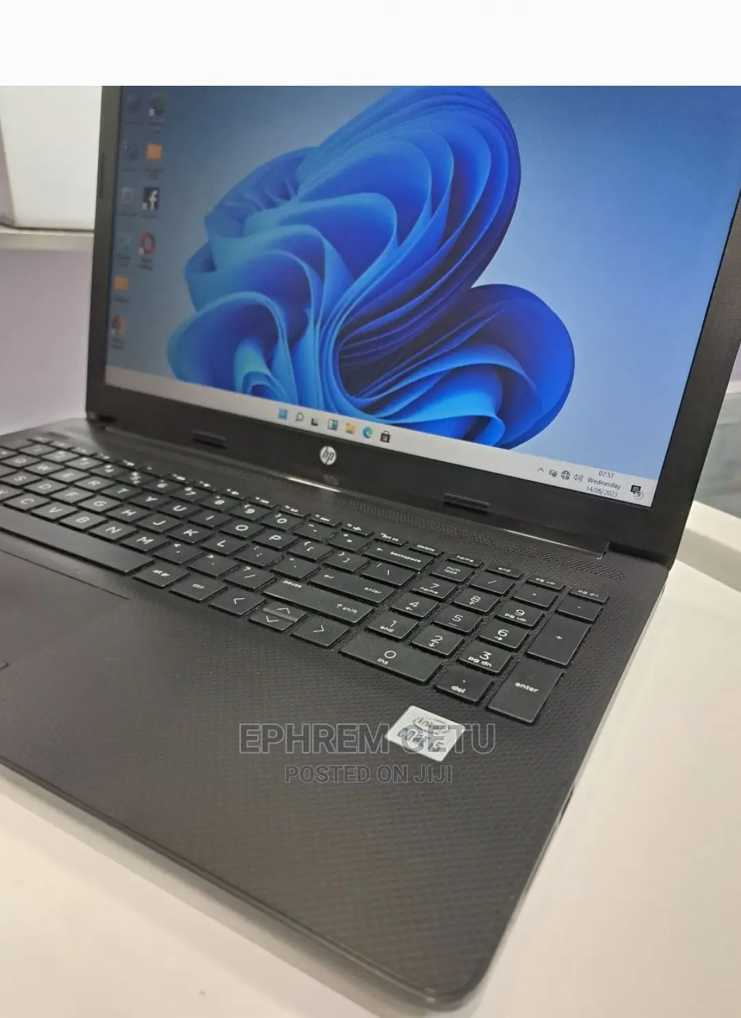 New Laptop HP Stream Notebook 8GB Intel Core I5 HDD 1T