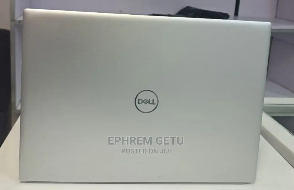 New Laptop Dell Inspiron 15 16GB Intel Core I7 SSD 1T