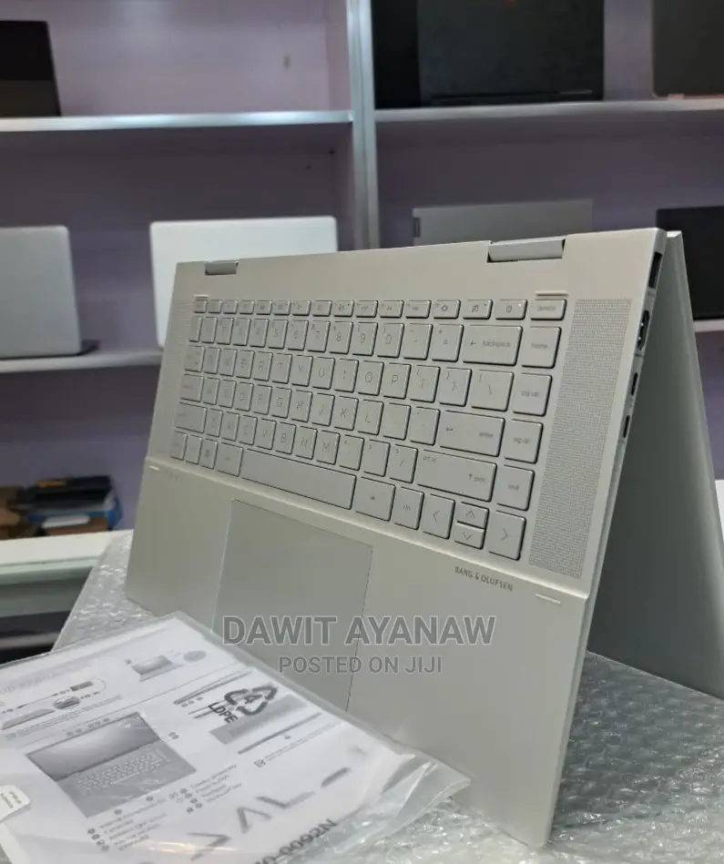 New Laptop HP Envy X360 16GB Intel Core I7 SSD 512GB