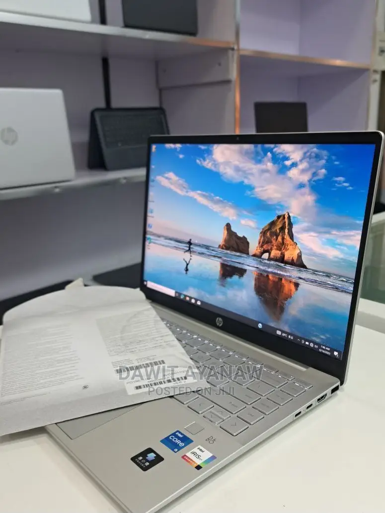 New Laptop HP Envy X360 16GB Intel Core I5 SSD 512GB