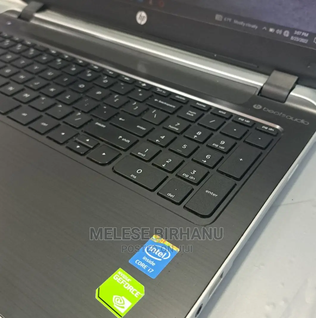 New Laptop HP Pavilion 15 8GB Intel Core i7 HDD 1T