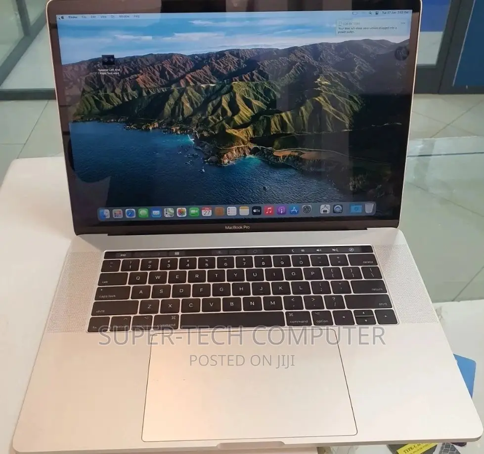 New Laptop Apple MacBook Pro 2017 16GB Intel Core I7 SSD 1T