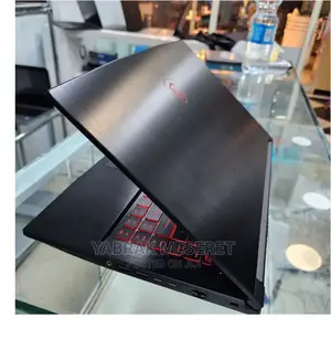 New Laptop MSI 8GB Intel Core I5 SSD 512GB
