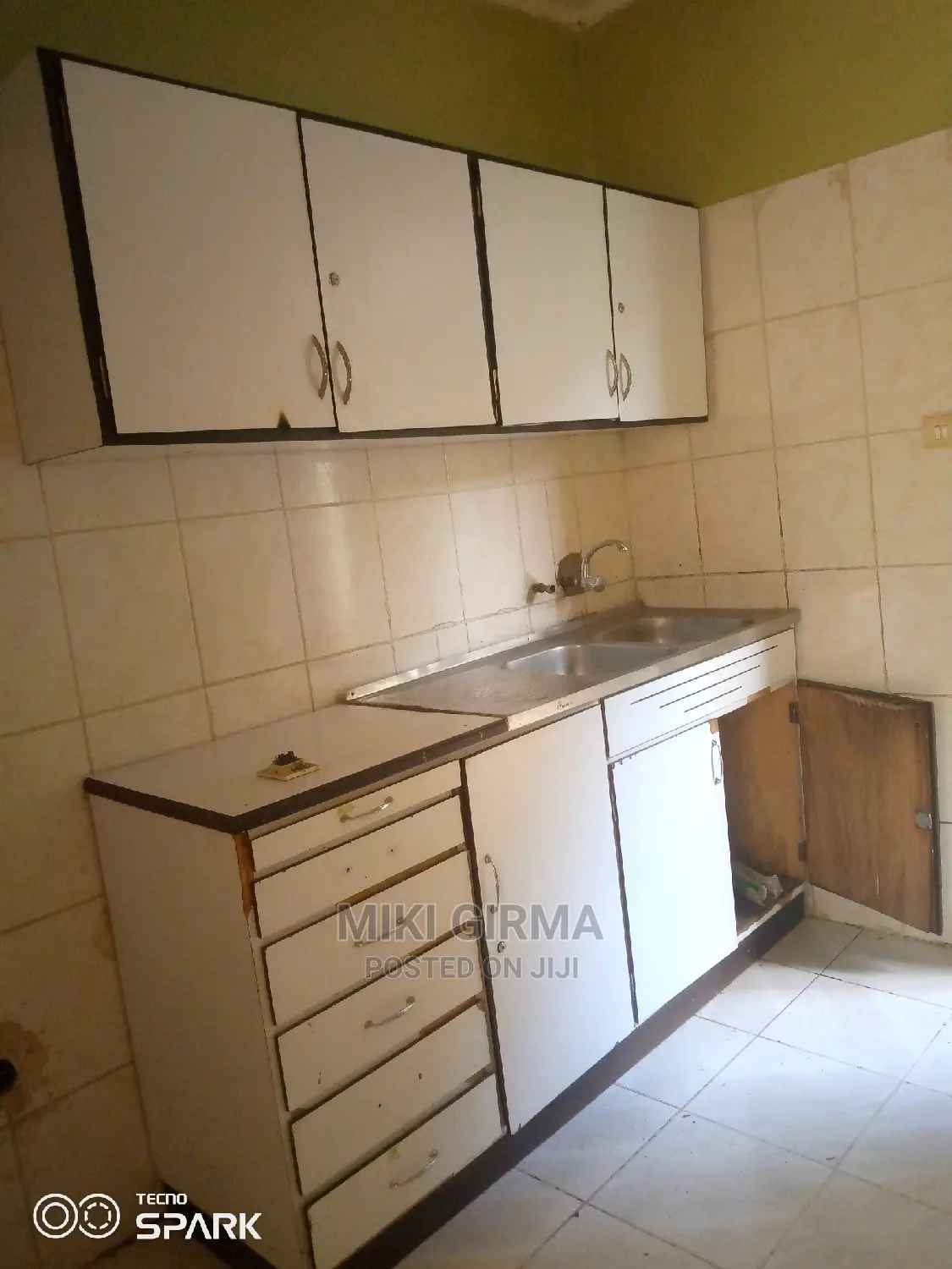 2bdrm House in ኮተቤ አንድ ፌርማታ, Yeka for sale