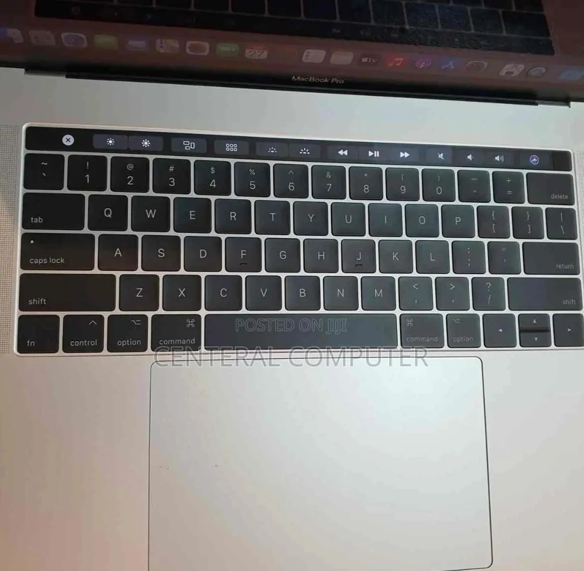 New Laptop Apple MacBook Pro 2017 16GB Intel Core I7 SSD 1T
