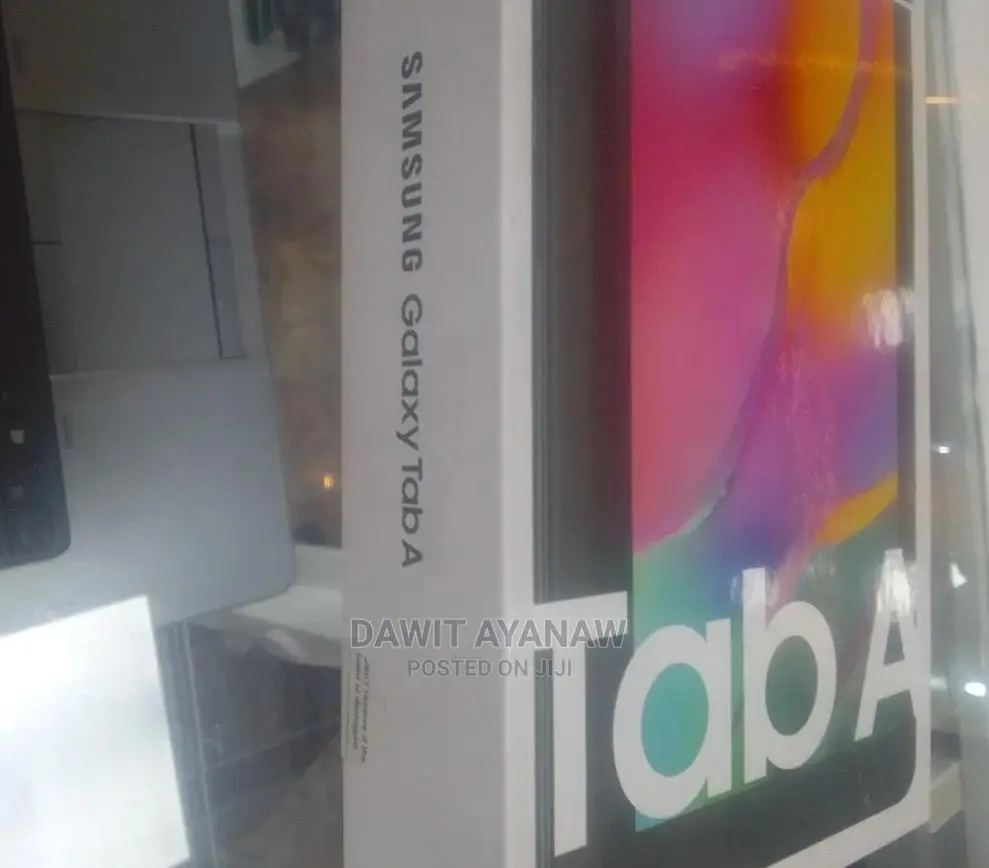 New Samsung Galaxy Tab A SM-T285 32 GB Silver