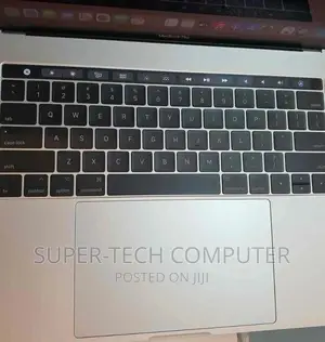 New Laptop Apple MacBook Pro 2017 16GB Intel Core I7 SSD 1T