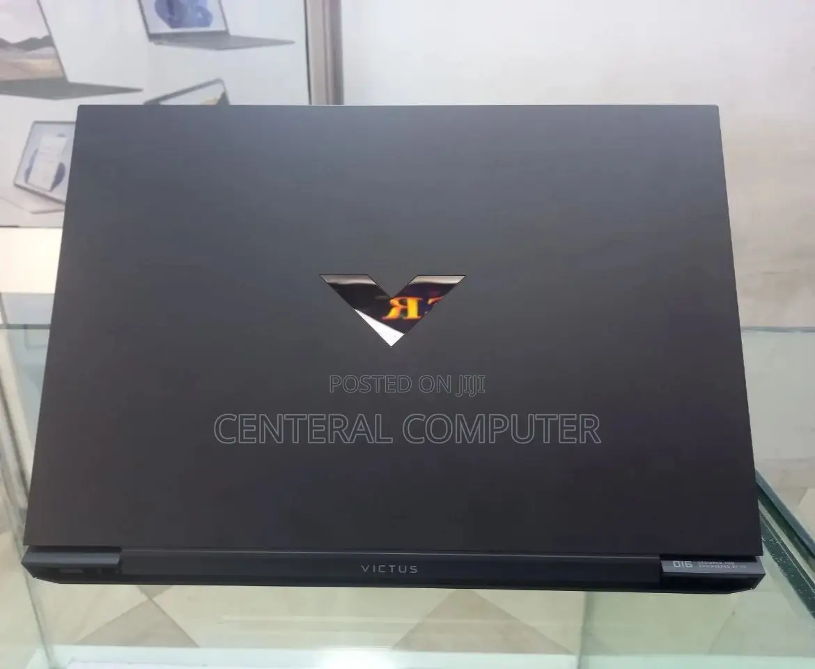 New Laptop HP Victus 16 16GB AMD Ryzen 7 SSD 512GB