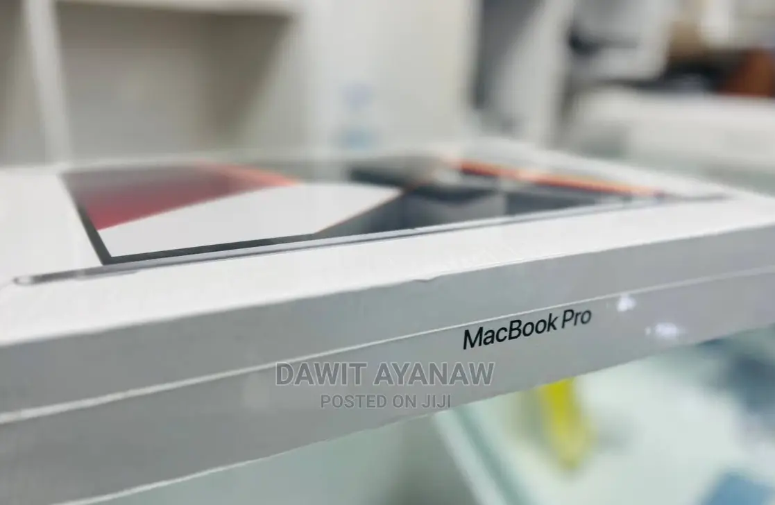 New Laptop Apple MacBook Pro M1 16GB Apple M1 SSD 512GB