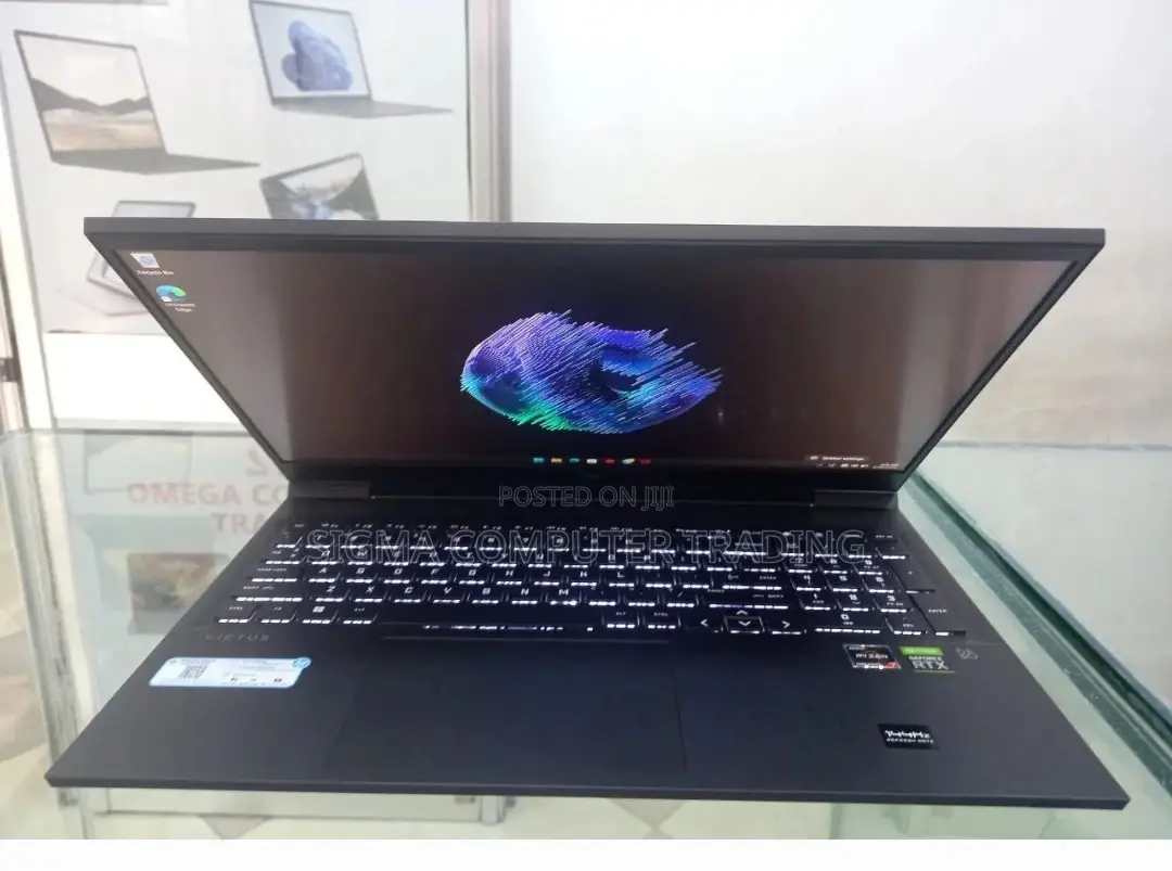 New Laptop HP Victus 16 16GB AMD Ryzen 7 SSD 512GB