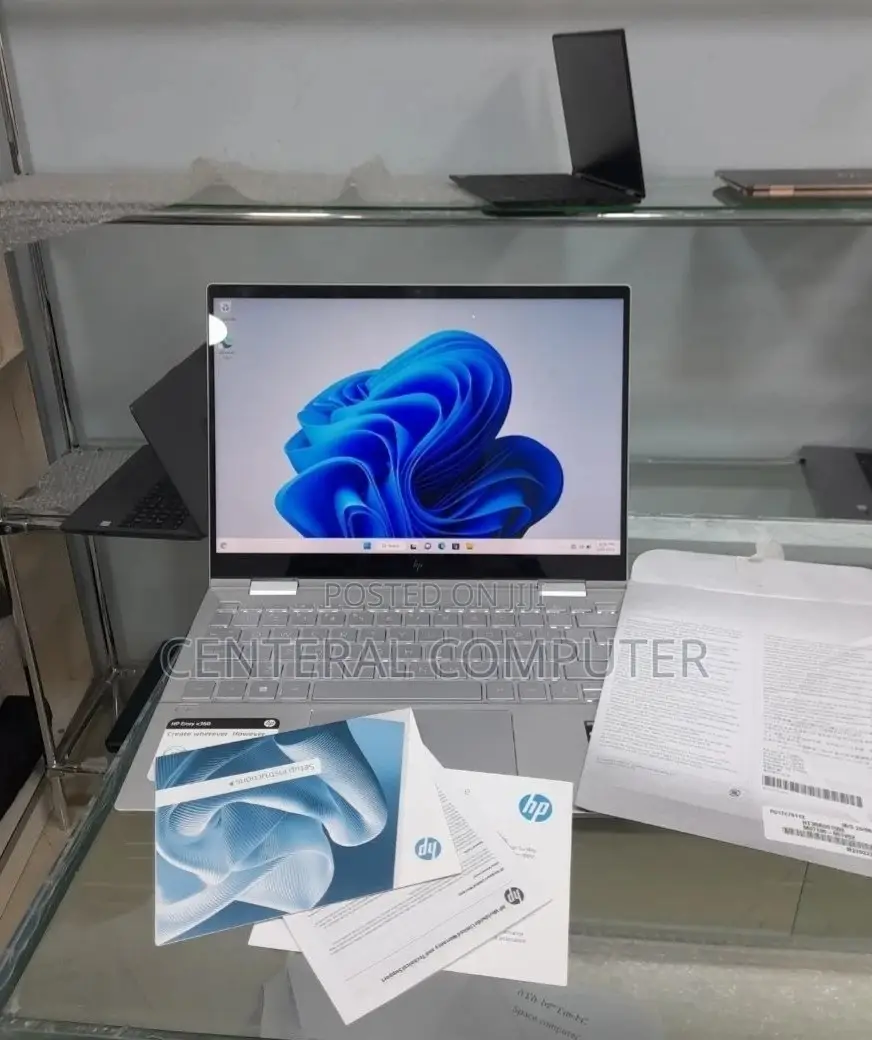 New Laptop HP 8GB Intel Core I7 SSD 1T