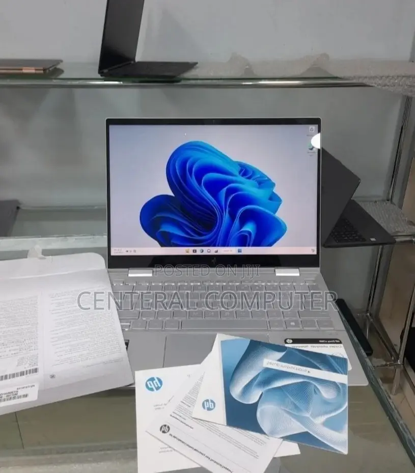 New Laptop HP 8GB Intel Core I7 SSD 1T