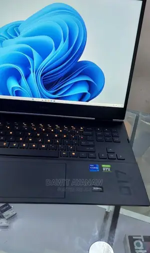 New Laptop HP Omen 17 16GB Intel Core I7 SSD 1T
