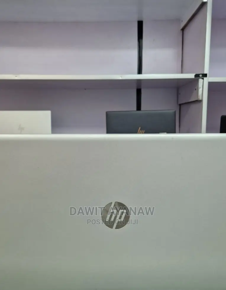 New Laptop HP Pavilion 15 8GB Intel Core I5 HDD 1T