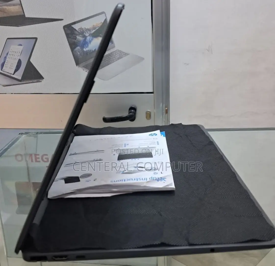 New Laptop HP Stream Notebook 8GB Intel Core I3 HDD 1T