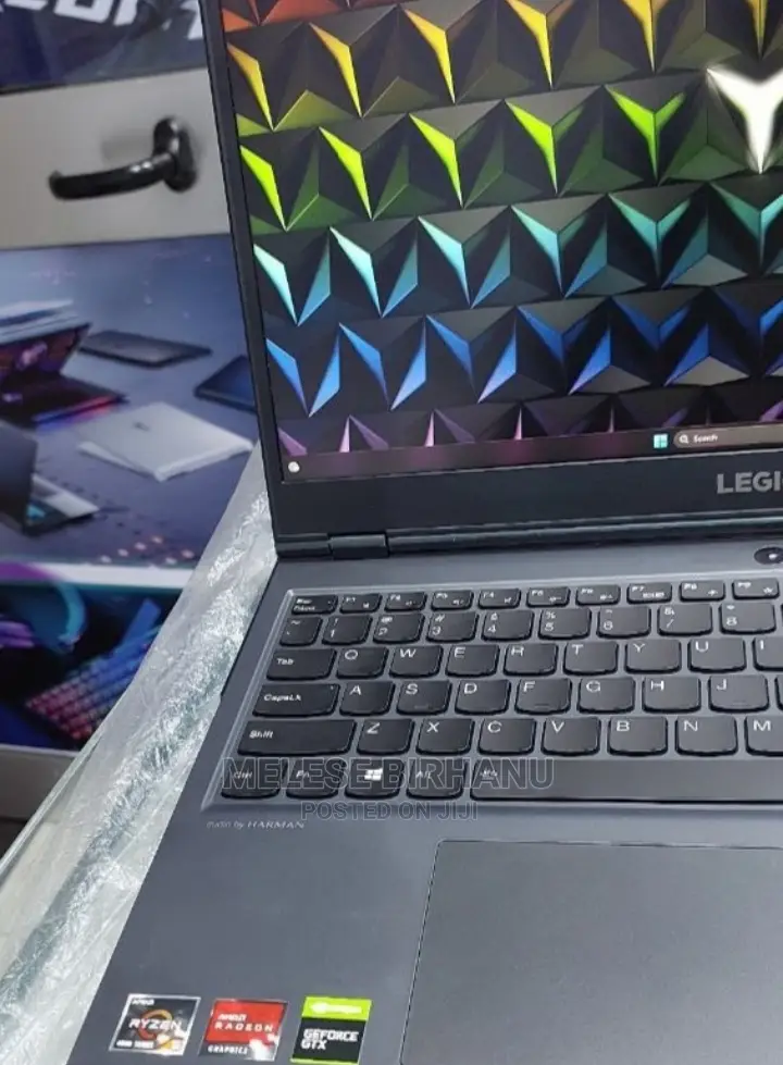 New Laptop Lenovo Legion 5 8GB AMD Ryzen 5 SSHD+SSD 512GB