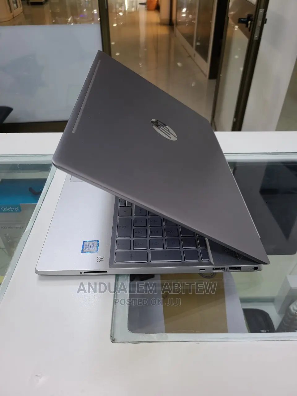 New Laptop HP Pavilion 15 8GB Intel Core I5 SSHD+SSD 1T