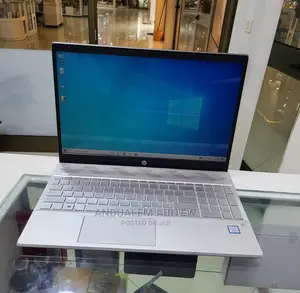 New Laptop HP Pavilion 15 8GB Intel Core I5 SSHD+SSD 1T