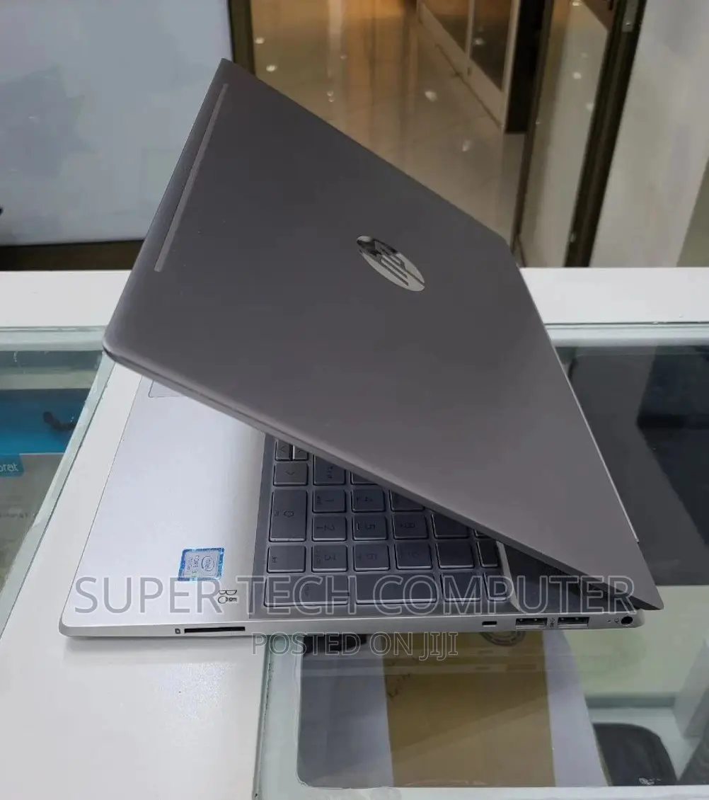 New Laptop HP Pavilion 15 8GB Intel Core I5 HDD 1T