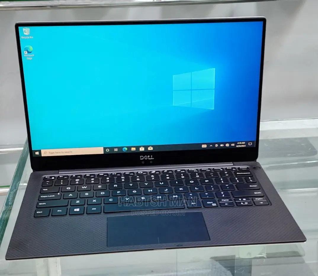 New Laptop Dell XPS 15 8GB Intel Core I5 SSD 512GB