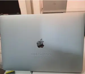 New Laptop Apple MacBook Pro 2017 16GB Intel Core I7 SSD 1T