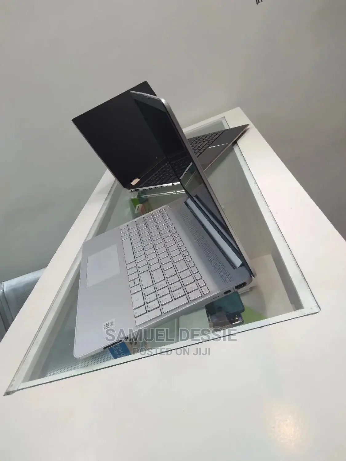 New Laptop HP Stream Notebook 8GB Intel Core I5 SSD 256GB