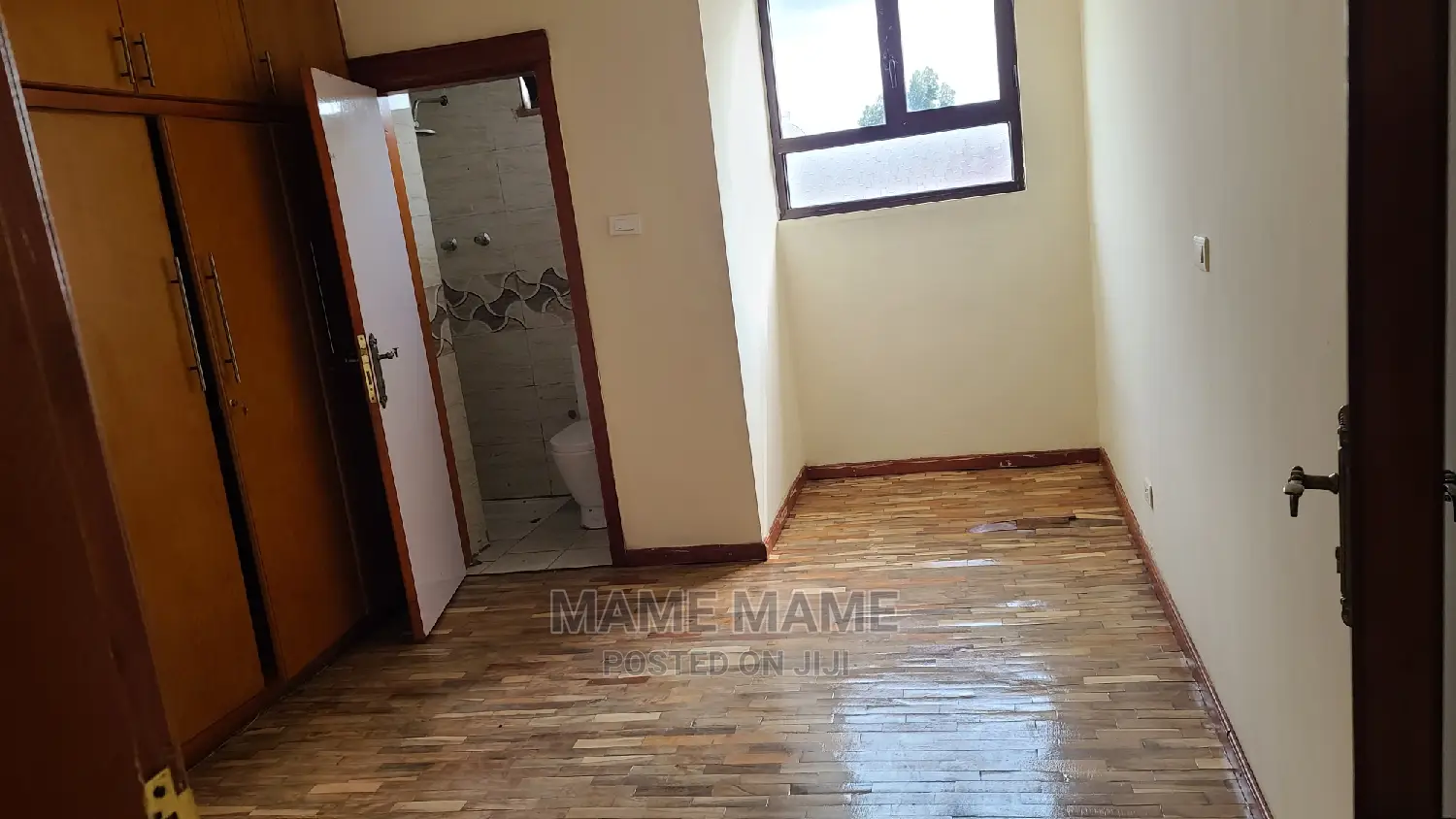 5bdrm House in Addis Abeba, Bole for sale